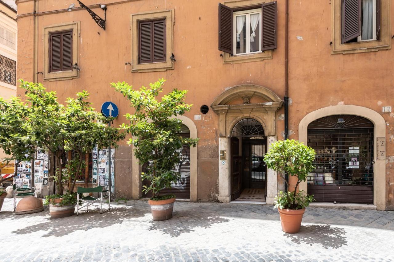 Appartement Spectacularly Bright, By Piazza Navona And The Pantheon - A/c, Wifi, Elevator *